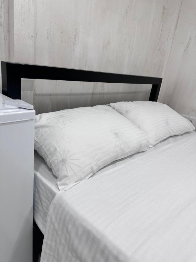 Mandarin Hotel Ереван Екстериор снимка